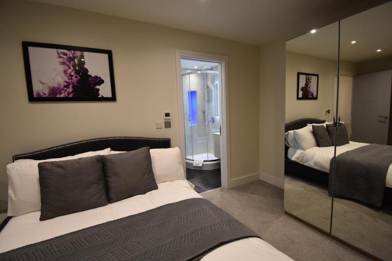 Northside Apartments Ealing Londra Exterior foto