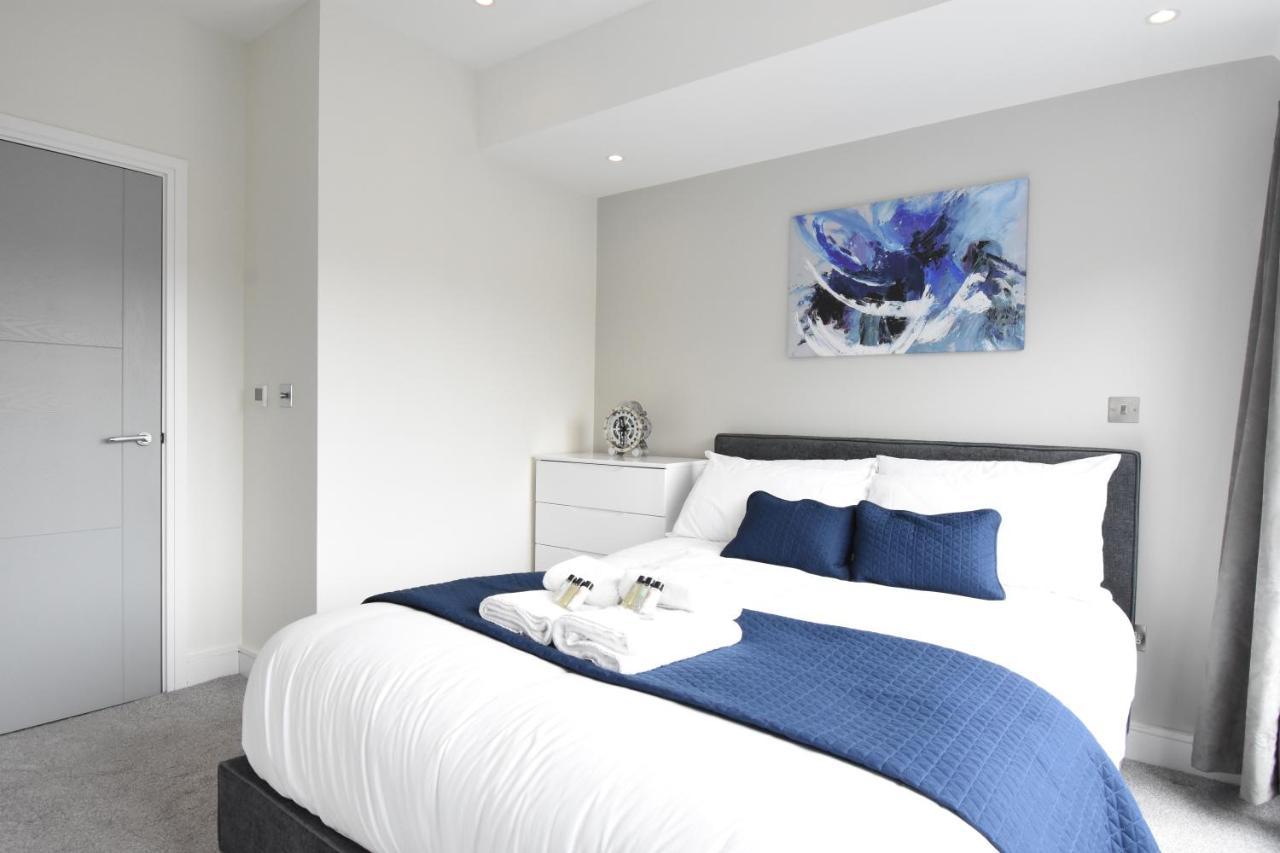Northside Apartments Ealing Londra Exterior foto