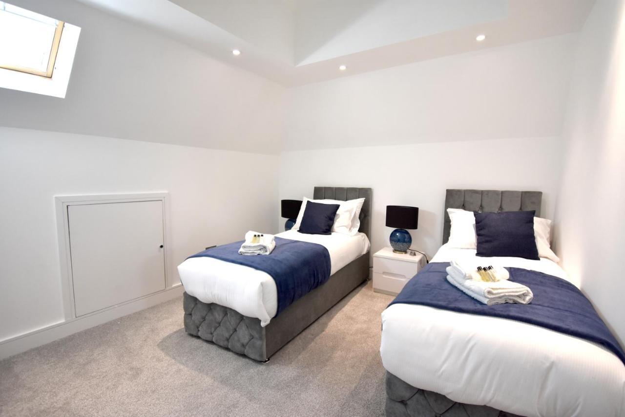 Northside Apartments Ealing Londra Exterior foto