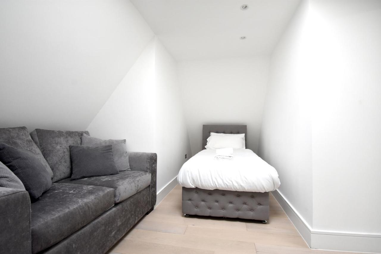 Northside Apartments Ealing Londra Exterior foto